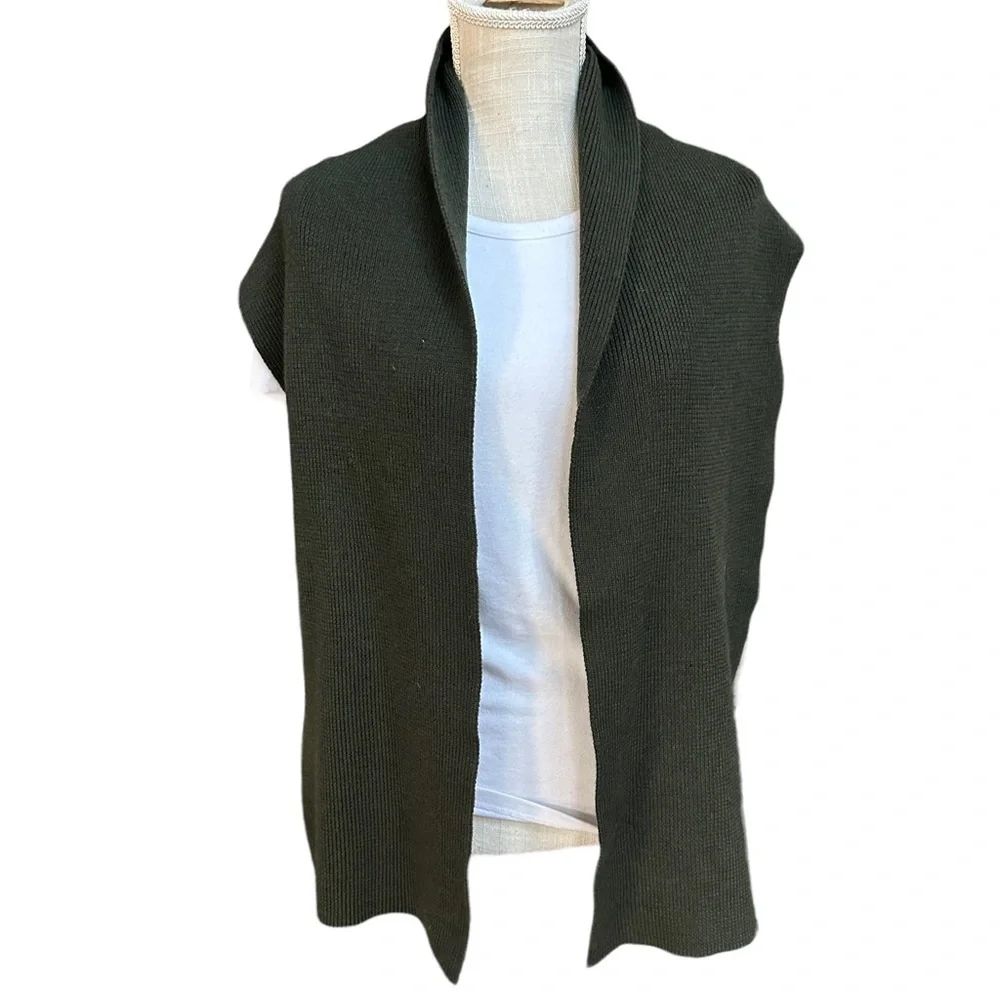 Banana Republic Vintage Dark‎ Green Knit Marino Wool Scarf
